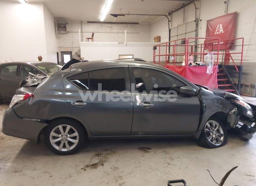 Photo 13 of 2016 Nissan Versa 1.6 SL (VIN 3N1CN7AP8GL820605)