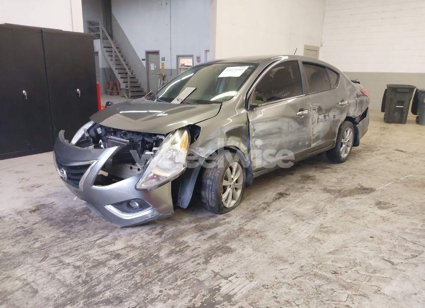 Photo 2 of 2016 Nissan Versa 1.6 SL (VIN 3N1CN7AP8GL820605)