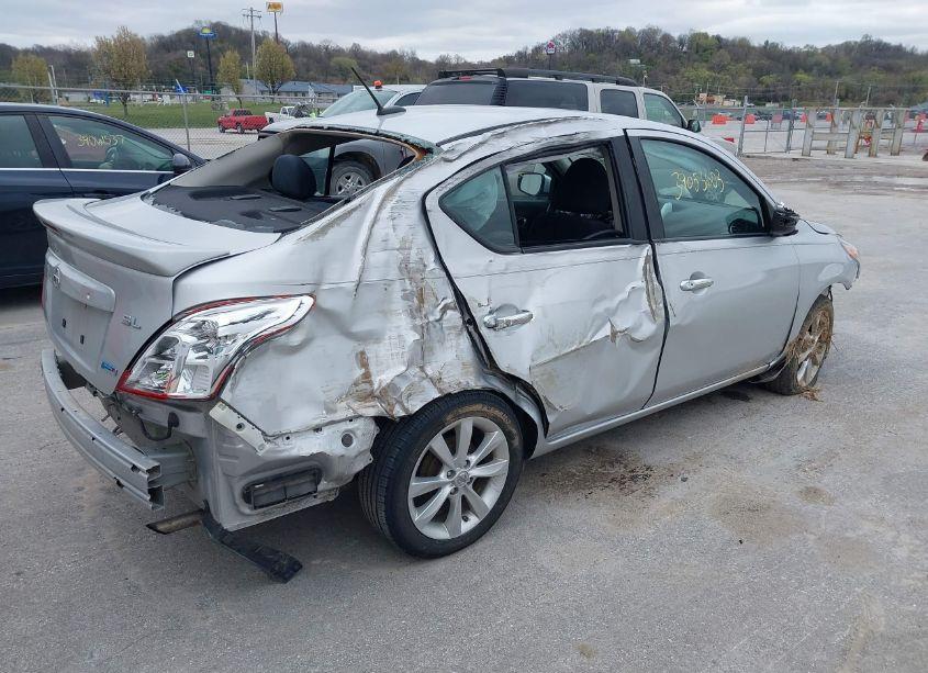 Photo 4 of 2016 Nissan Versa 1.6 SL (VIN 3N1CN7AP8GL822452)