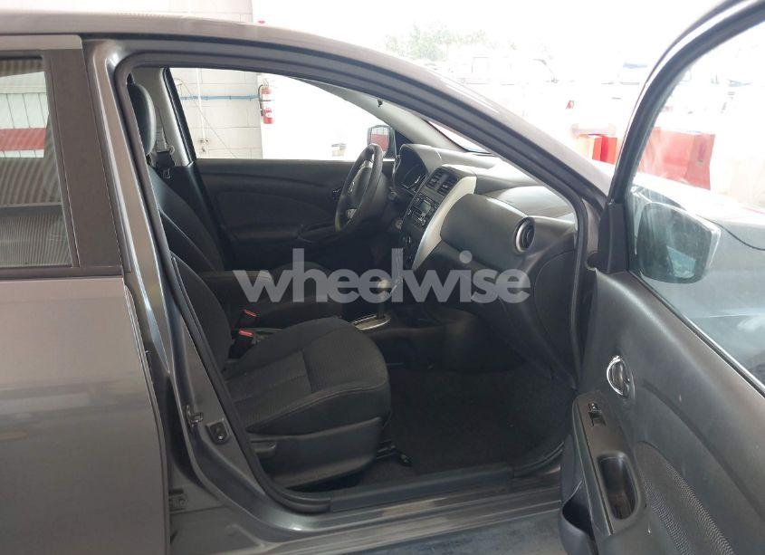 Photo 5 of 2016 Nissan Versa 1.6 SV (VIN 3N1CN7AP8GL836805)