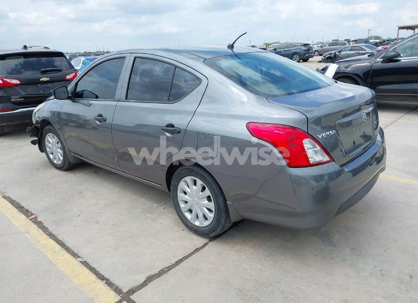 Photo 3 of 2016 Nissan Versa 1.6 S (VIN 3N1CN7AP8GL837372)