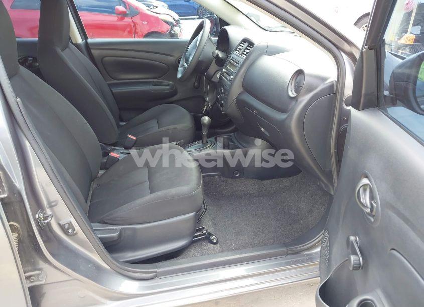 Photo 5 of 2016 Nissan Versa 1.6 S (VIN 3N1CN7AP8GL837372)