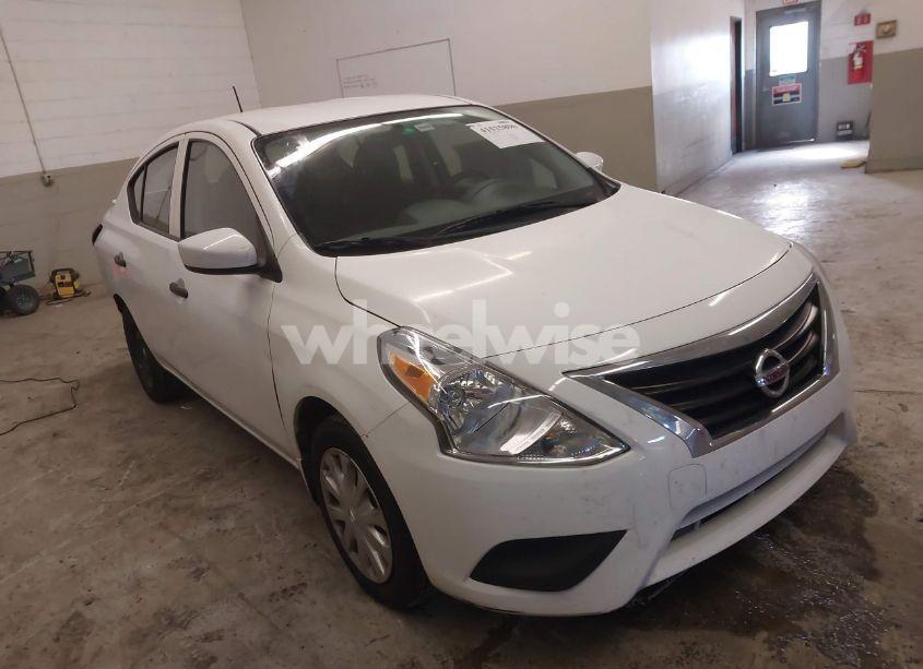 2016 Nissan Versa 1.6 S+ (VIN 3N1CN7AP8GL899483) main photo