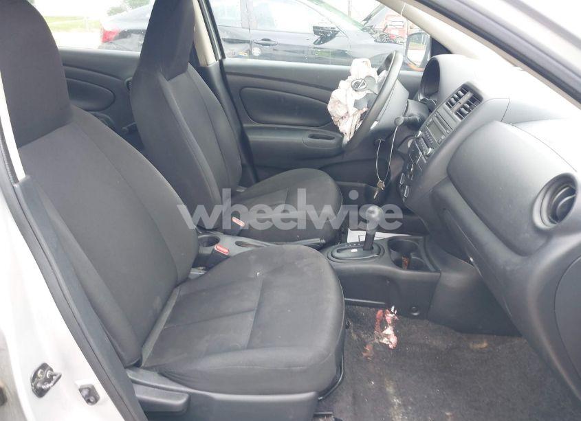 Photo 5 of 2016 Nissan Versa 1.6 S+ (VIN 3N1CN7AP8GL901717)