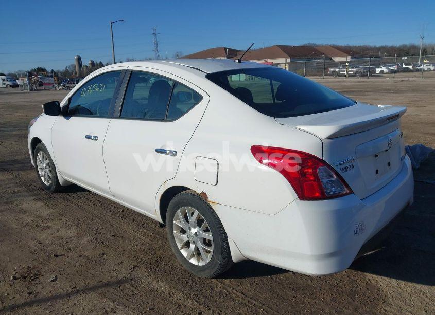 Photo 3 of 2016 Nissan Versa 1.6 SV (VIN 3N1CN7AP8GL903922)