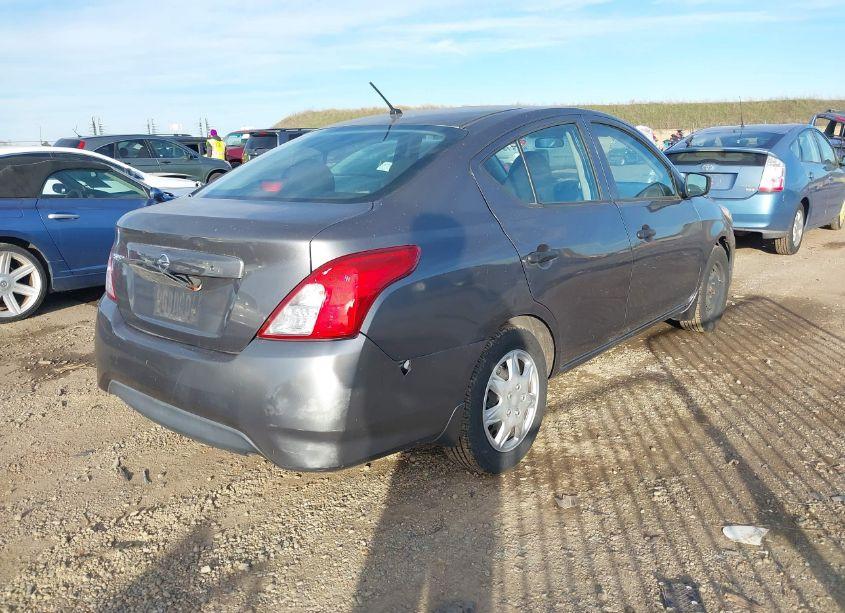 Photo 4 of 2016 Nissan Versa 1.6 S (VIN 3N1CN7AP8GL906612)