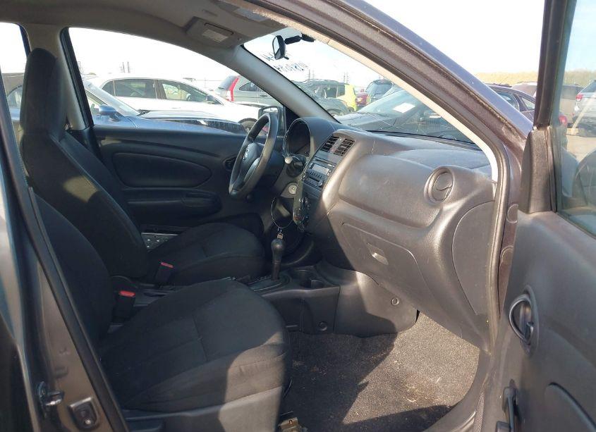 Photo 5 of 2016 Nissan Versa 1.6 S (VIN 3N1CN7AP8GL906612)