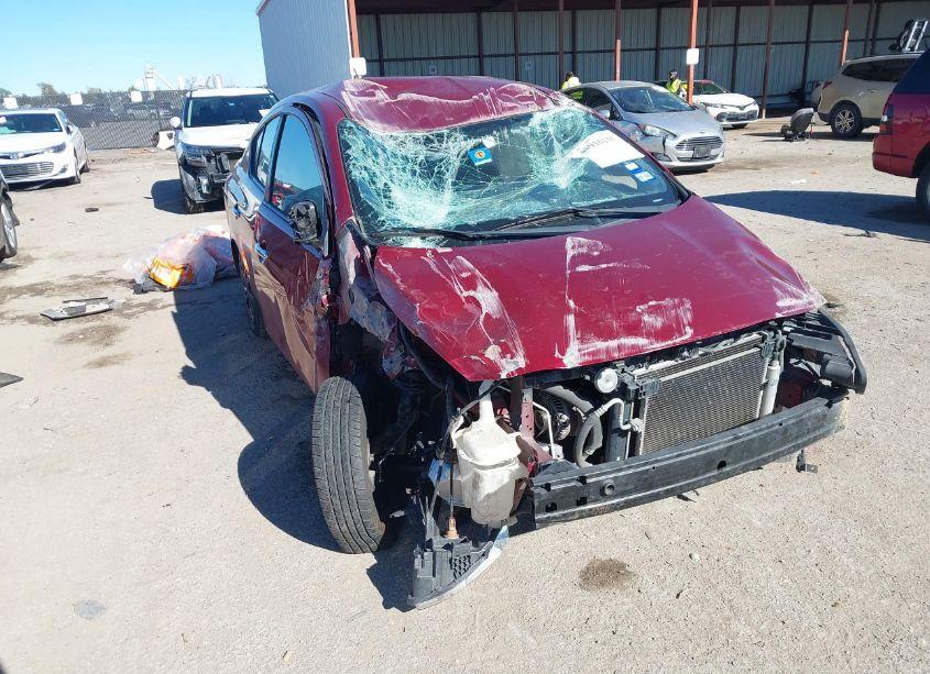 2017 Nissan Versa 1.6 SV (VIN 3N1CN7AP8HK455138) main photo