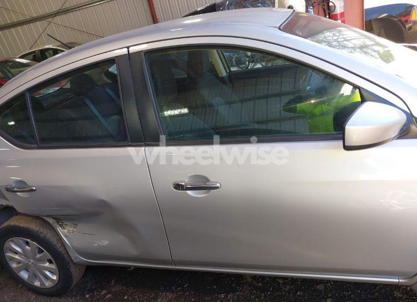 Photo 13 of 2017 Nissan Versa 1.6 SV (VIN 3N1CN7AP8HL811369)