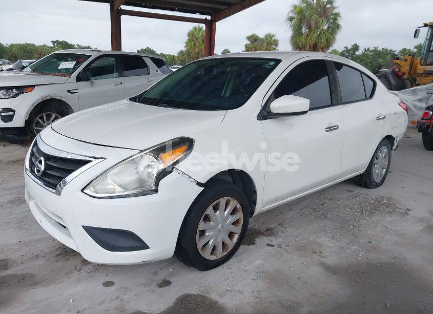 Photo 2 of 2017 Nissan Versa 1.6 SV (VIN 3N1CN7AP8HL825594)