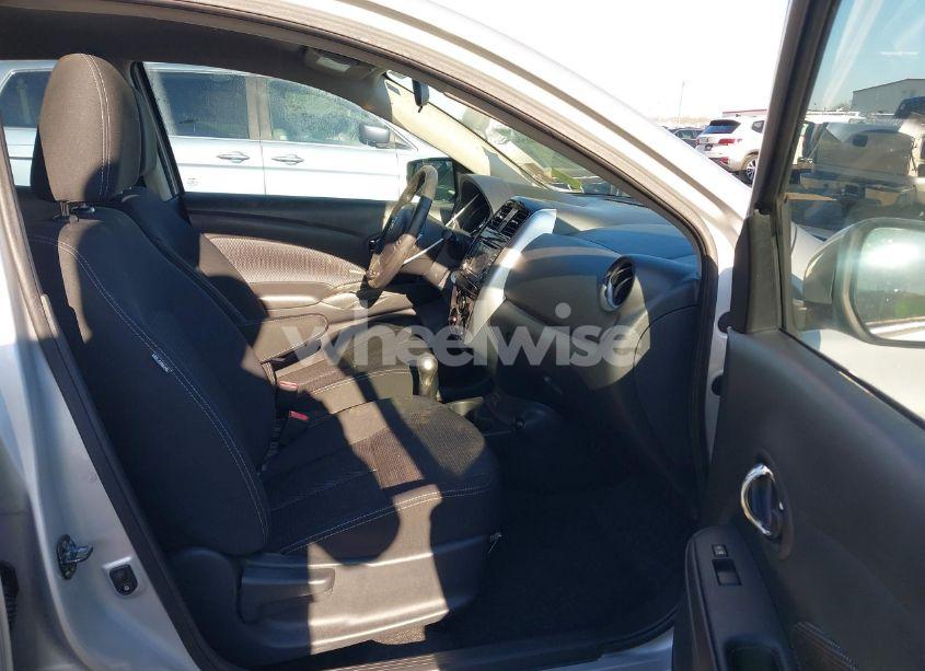 Photo 5 of 2017 Nissan Versa 1.6 SV (VIN 3N1CN7AP8HL825630)