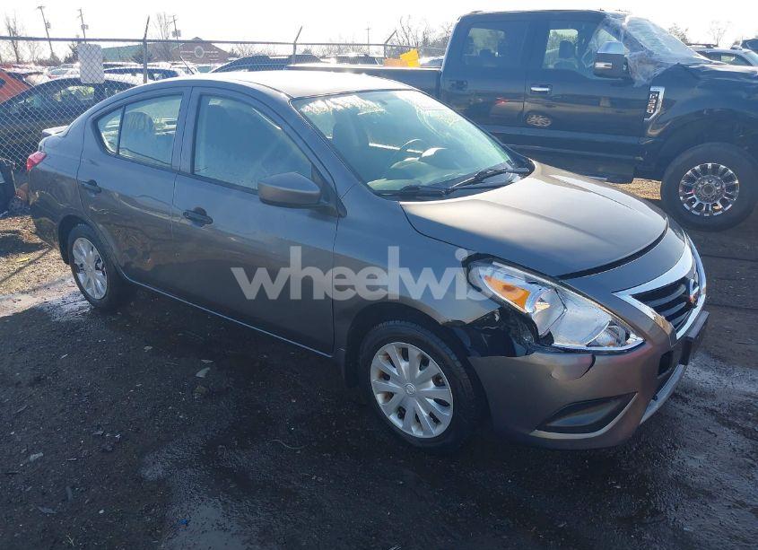 2017 Nissan Versa 1.6 S+ (VIN 3N1CN7AP8HL865240) main photo
