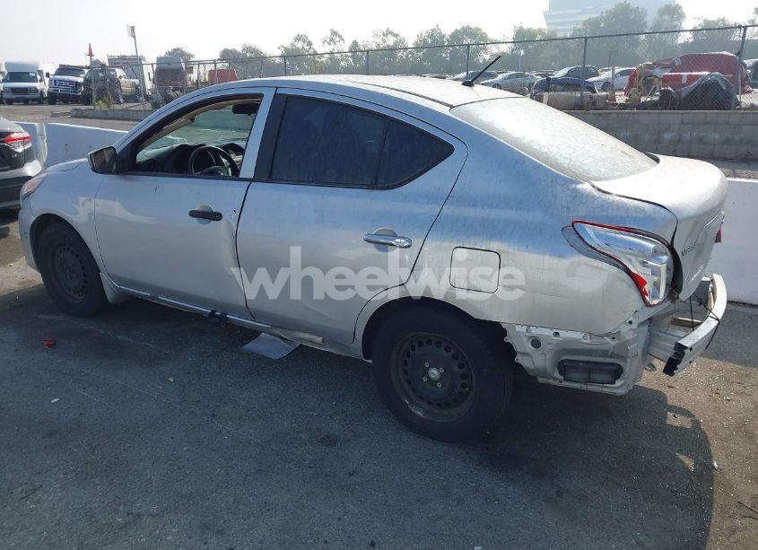 Photo 3 of 2017 Nissan Versa 1.6 S (VIN 3N1CN7AP8HL897430)