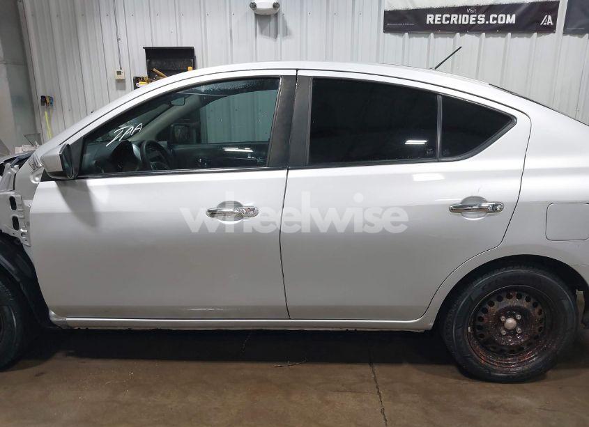 Photo 15 of 2018 Nissan Versa 1.6 SV (VIN 3N1CN7AP8JK434439)