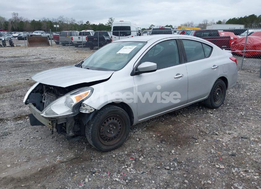 Photo 2 of 2018 Nissan Versa 1.6 SV (VIN 3N1CN7AP8JL811023)