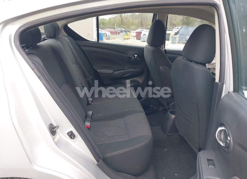 Photo 8 of 2018 Nissan Versa 1.6 SV (VIN 3N1CN7AP8JL811023)