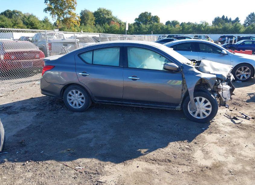 Photo 14 of 2018 Nissan Versa 1.6 SV (VIN 3N1CN7AP8JL813855)