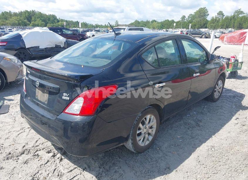 Photo 4 of 2018 Nissan Versa 1.6 SV (VIN 3N1CN7AP8JL827397)