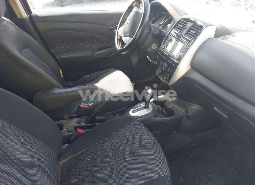 Photo 5 of 2018 Nissan Versa 1.6 SV (VIN 3N1CN7AP8JL827397)