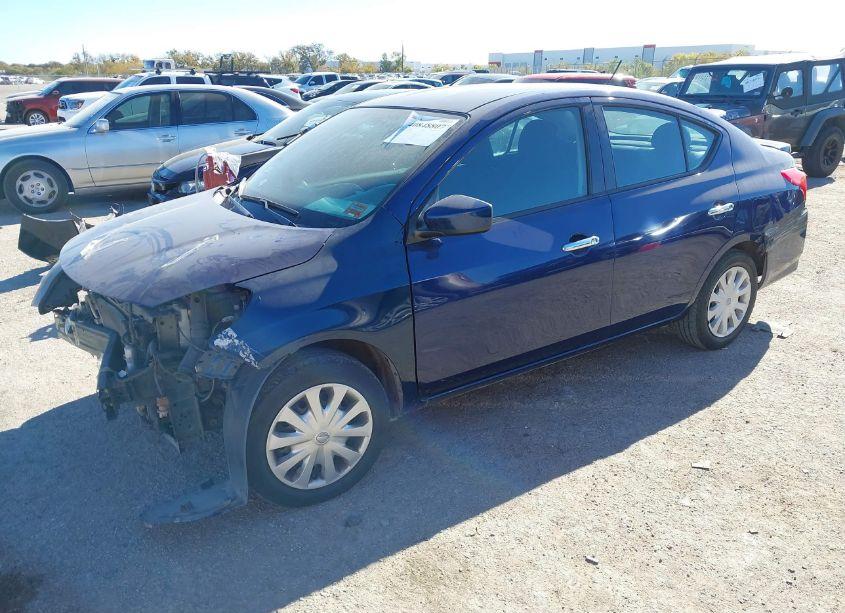 Photo 2 of 2018 Nissan Versa 1.6 SV (VIN 3N1CN7AP8JL829389)