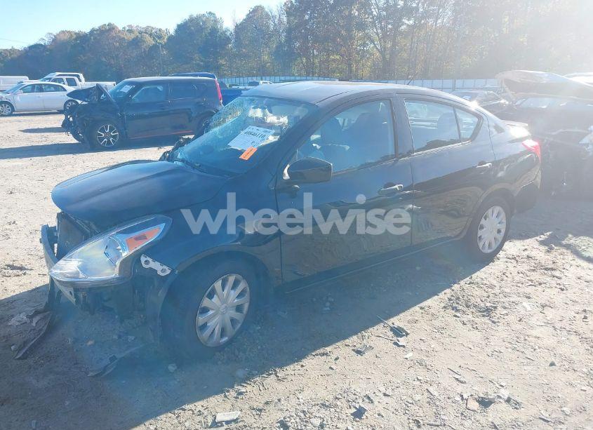 Photo 2 of 2018 Nissan Versa 1.6 S+ (VIN 3N1CN7AP8JL829764)