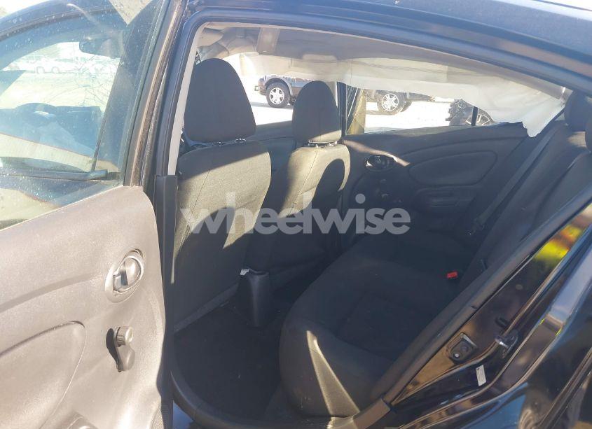 Photo 8 of 2018 Nissan Versa 1.6 S+ (VIN 3N1CN7AP8JL829764)