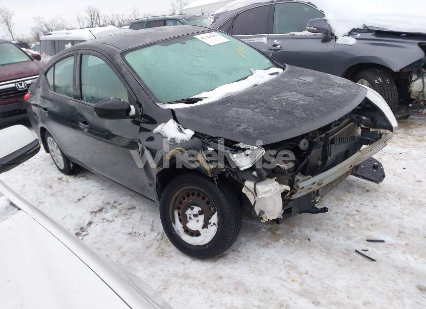 2018 Nissan Versa 1.6 S+ (VIN 3N1CN7AP8JL839551) main photo