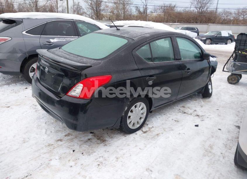 Photo 4 of 2018 Nissan Versa 1.6 S+ (VIN 3N1CN7AP8JL839551)