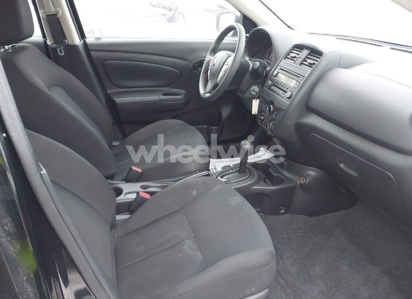 Photo 5 of 2018 Nissan Versa 1.6 S+ (VIN 3N1CN7AP8JL839551)