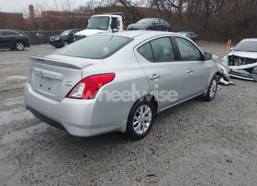 Photo 4 of 2018 Nissan Versa 1.6 SV (VIN 3N1CN7AP8JL845351)