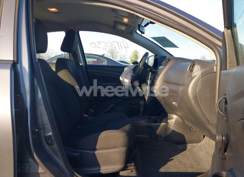 Photo 5 of 2018 Nissan Versa 1.6 S+ (VIN 3N1CN7AP8JL852431)