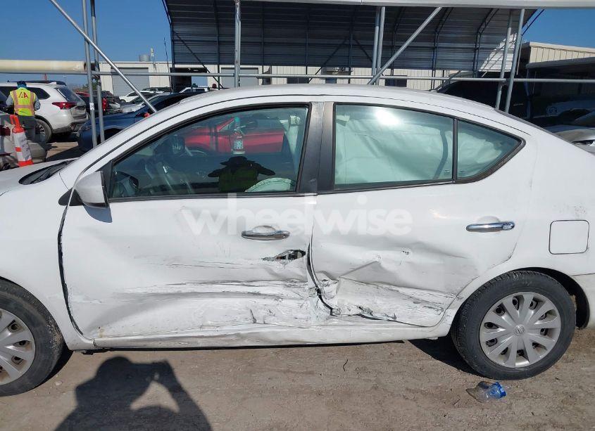 Photo 14 of 2018 Nissan Versa 1.6 SV (VIN 3N1CN7AP8JL860738)