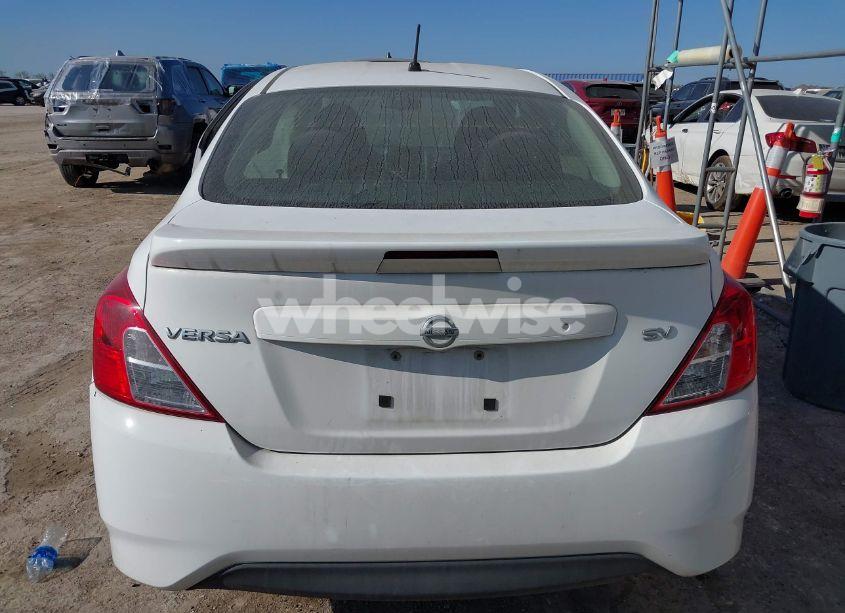 Photo 16 of 2018 Nissan Versa 1.6 SV (VIN 3N1CN7AP8JL860738)