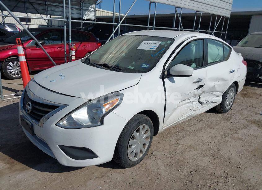 Photo 2 of 2018 Nissan Versa 1.6 SV (VIN 3N1CN7AP8JL860738)
