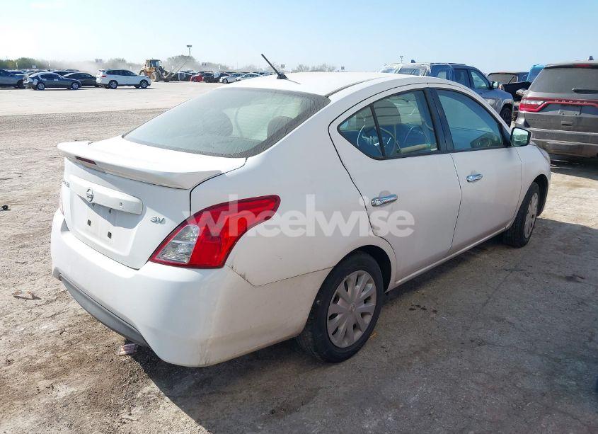 Photo 4 of 2018 Nissan Versa 1.6 SV (VIN 3N1CN7AP8JL860738)