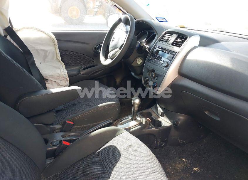 Photo 5 of 2018 Nissan Versa 1.6 SV (VIN 3N1CN7AP8JL860738)