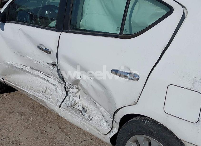 Photo 6 of 2018 Nissan Versa 1.6 SV (VIN 3N1CN7AP8JL860738)