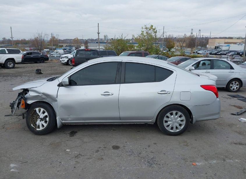 Photo 15 of 2018 Nissan Versa 1.6 SV (VIN 3N1CN7AP8JL871433)