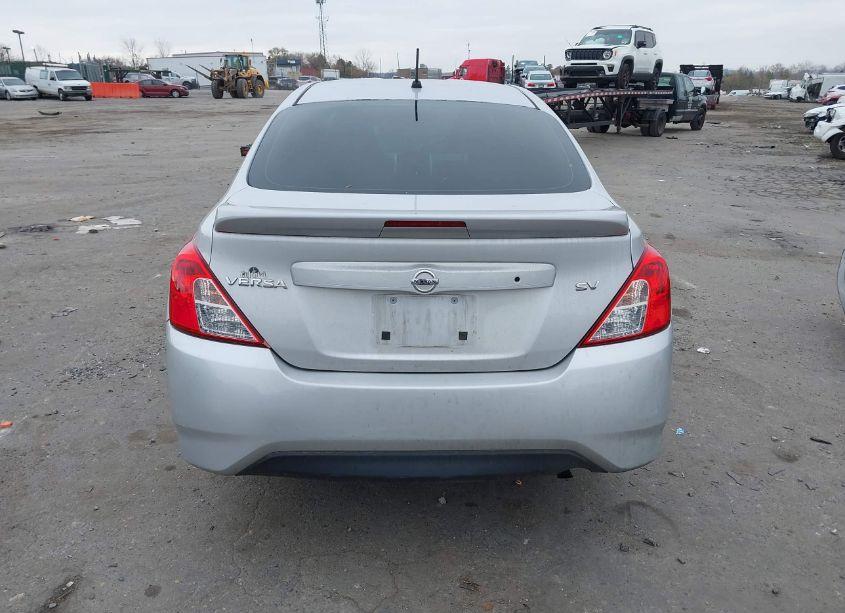 Photo 17 of 2018 Nissan Versa 1.6 SV (VIN 3N1CN7AP8JL871433)