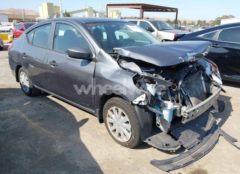 2018 Nissan Versa 1.6 S+ (VIN 3N1CN7AP8JL872517) main photo
