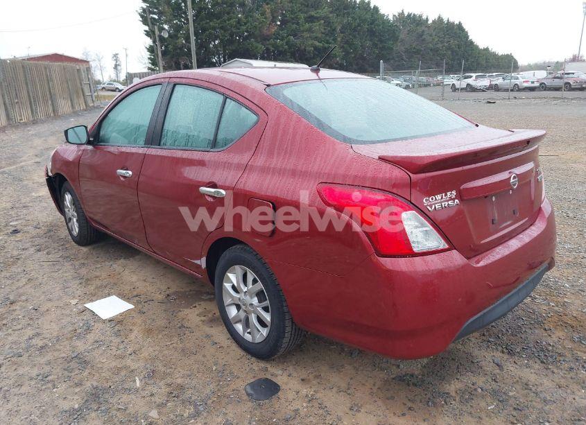 Photo 3 of 2018 Nissan Versa 1.6 SV (VIN 3N1CN7AP8JL880911)