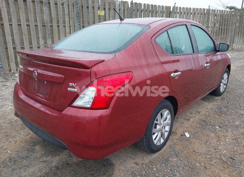 Photo 4 of 2018 Nissan Versa 1.6 SV (VIN 3N1CN7AP8JL880911)