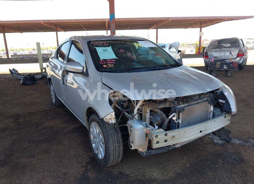 Photo 6 of 2019 Nissan Versa 1.6 SV (VIN 3N1CN7AP8KL812495)