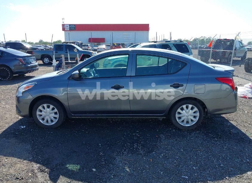 Photo 14 of 2019 Nissan Versa 1.6 S+ (VIN 3N1CN7AP8KL820631)
