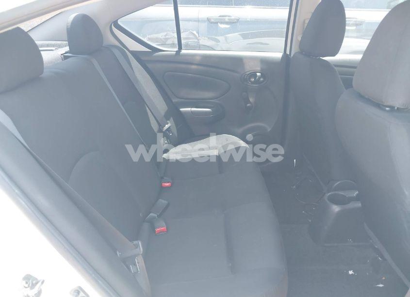 Photo 8 of 2019 Nissan Versa 1.6 S+ (VIN 3N1CN7AP8KL826946)