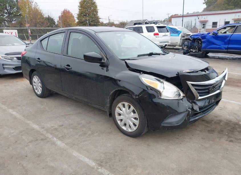2019 Nissan Versa 1.6 S+ (VIN 3N1CN7AP8KL827384) main photo