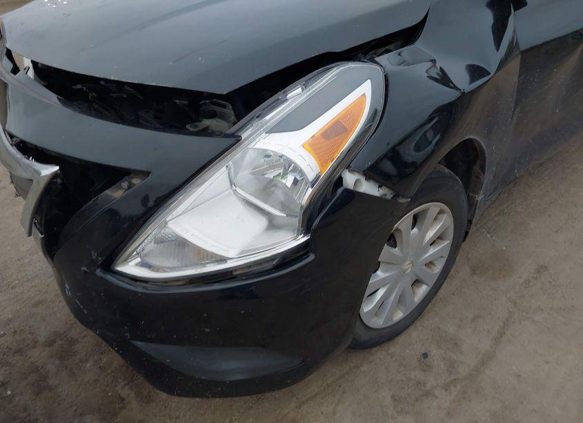 Photo 18 of 2019 Nissan Versa 1.6 S+ (VIN 3N1CN7AP8KL827384)