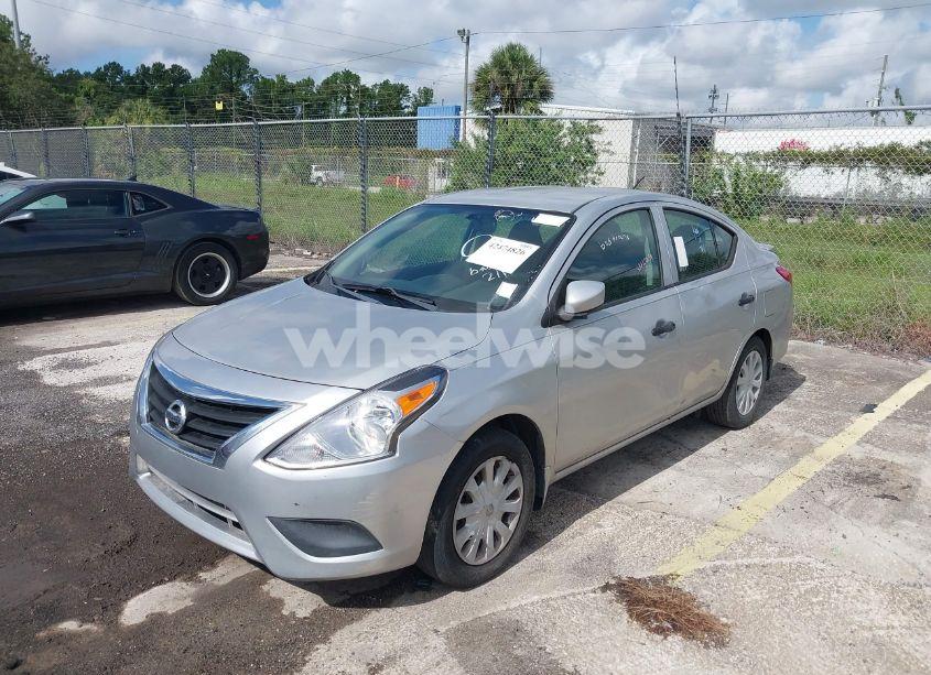 Photo 2 of 2019 Nissan Versa 1.6 S+ (VIN 3N1CN7AP8KL830401)
