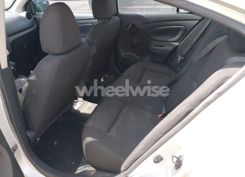 Photo 8 of 2019 Nissan Versa 1.6 S+ (VIN 3N1CN7AP8KL830401)