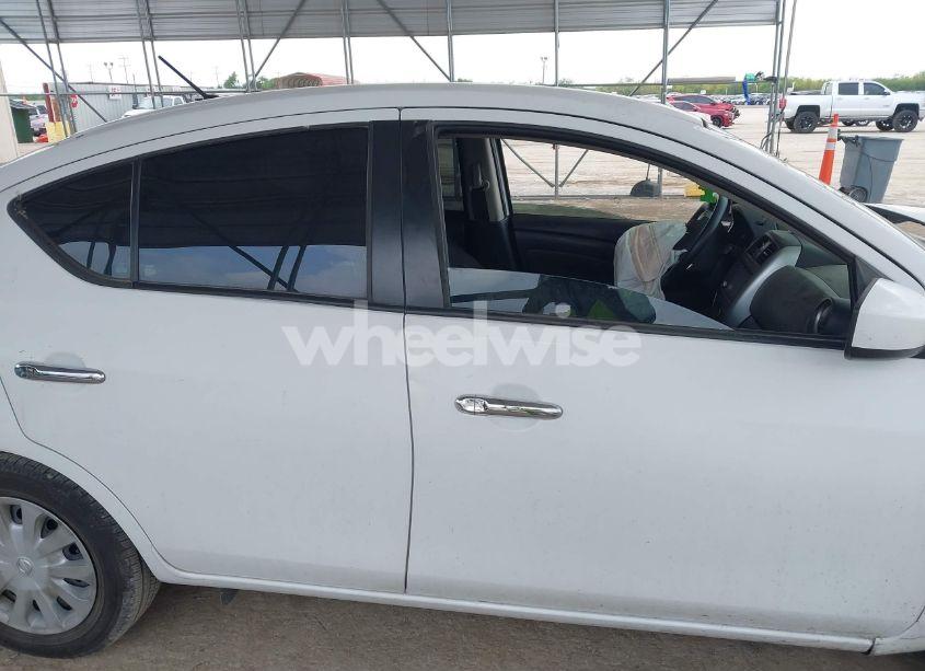 Photo 12 of 2019 Nissan Versa 1.6 SV (VIN 3N1CN7AP8KL831449)